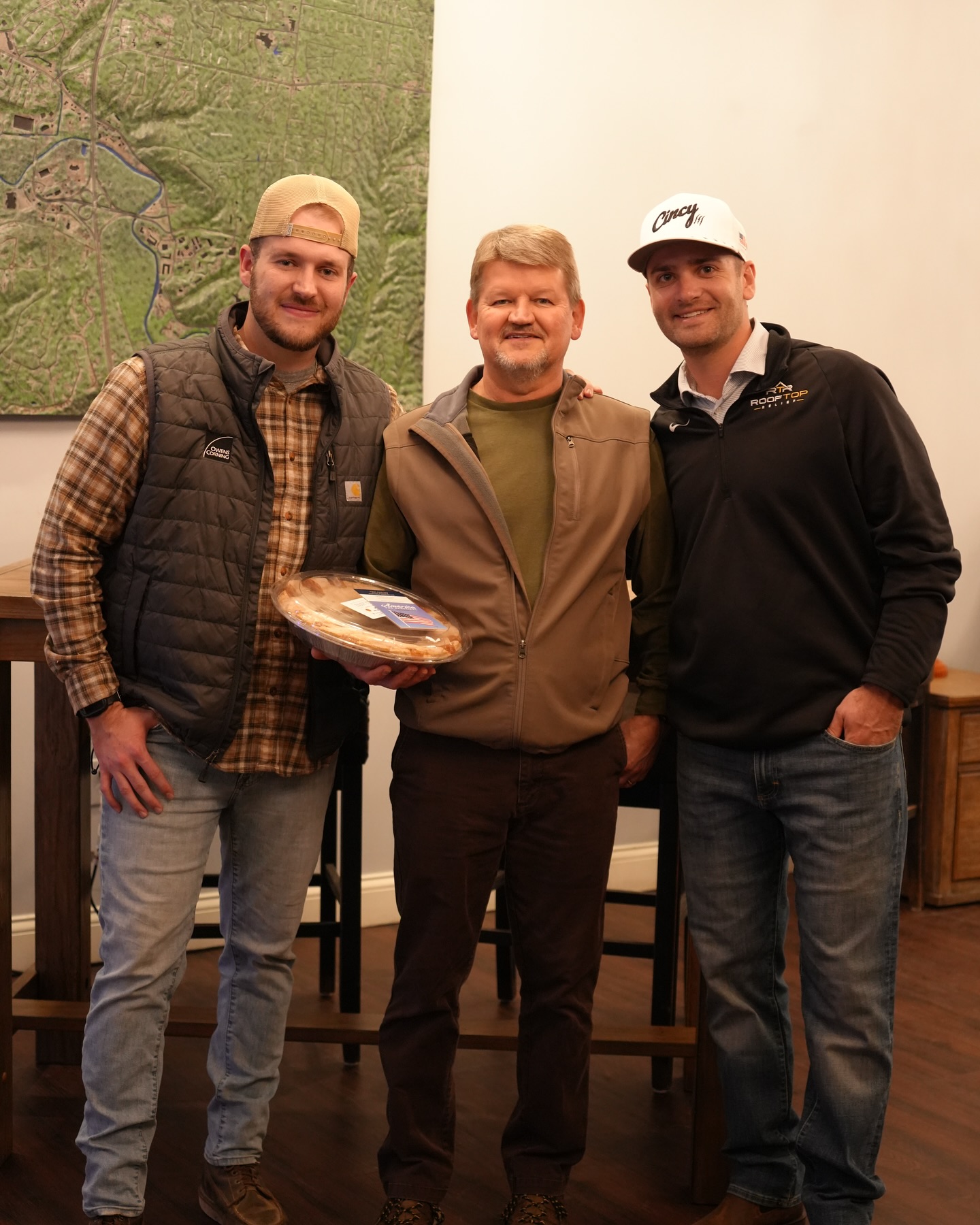 Rooftop Relief team with a satisfied Mariemont homeowner after a completed project